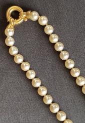 Collier de 47 perles de culture, fermoir en or jaune 18 k