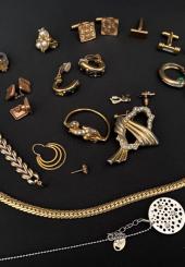 Lot de bijoux fantaisie