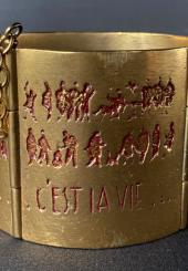 Line VAUTRIN (1913-1997) - Bracelet manchette en bronze doré 